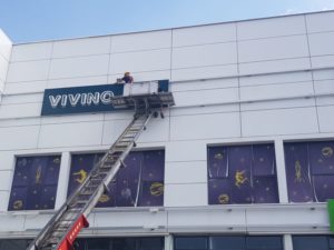 שילוט למסעדה בכרמיאל